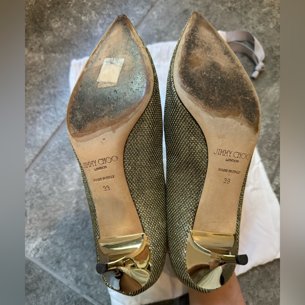 Jimmy Choo gold metallic pump heels size 39 pre owned - Picture 8 of 11